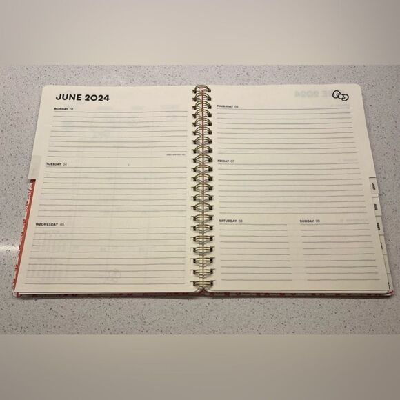 Hello Kitty Planner - Picture 5 of 5